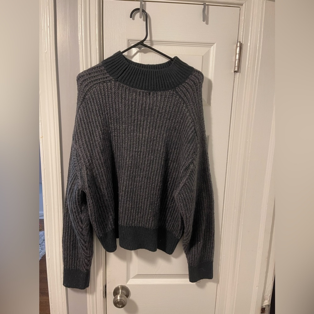 Ava Viv oversized sweater.